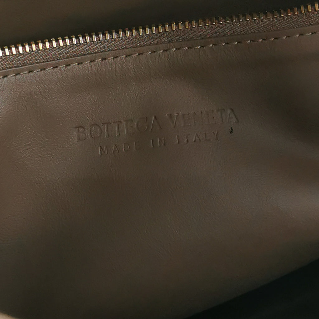 Bottega Veneta Hop Medium Pinecone