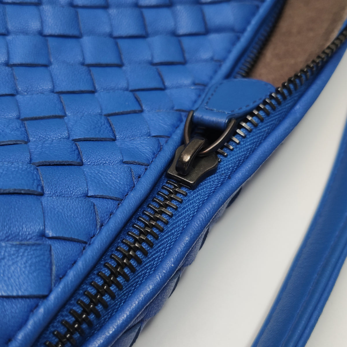 Bottega Veneta Intrecciato Hobo Shoulder Bag Blue