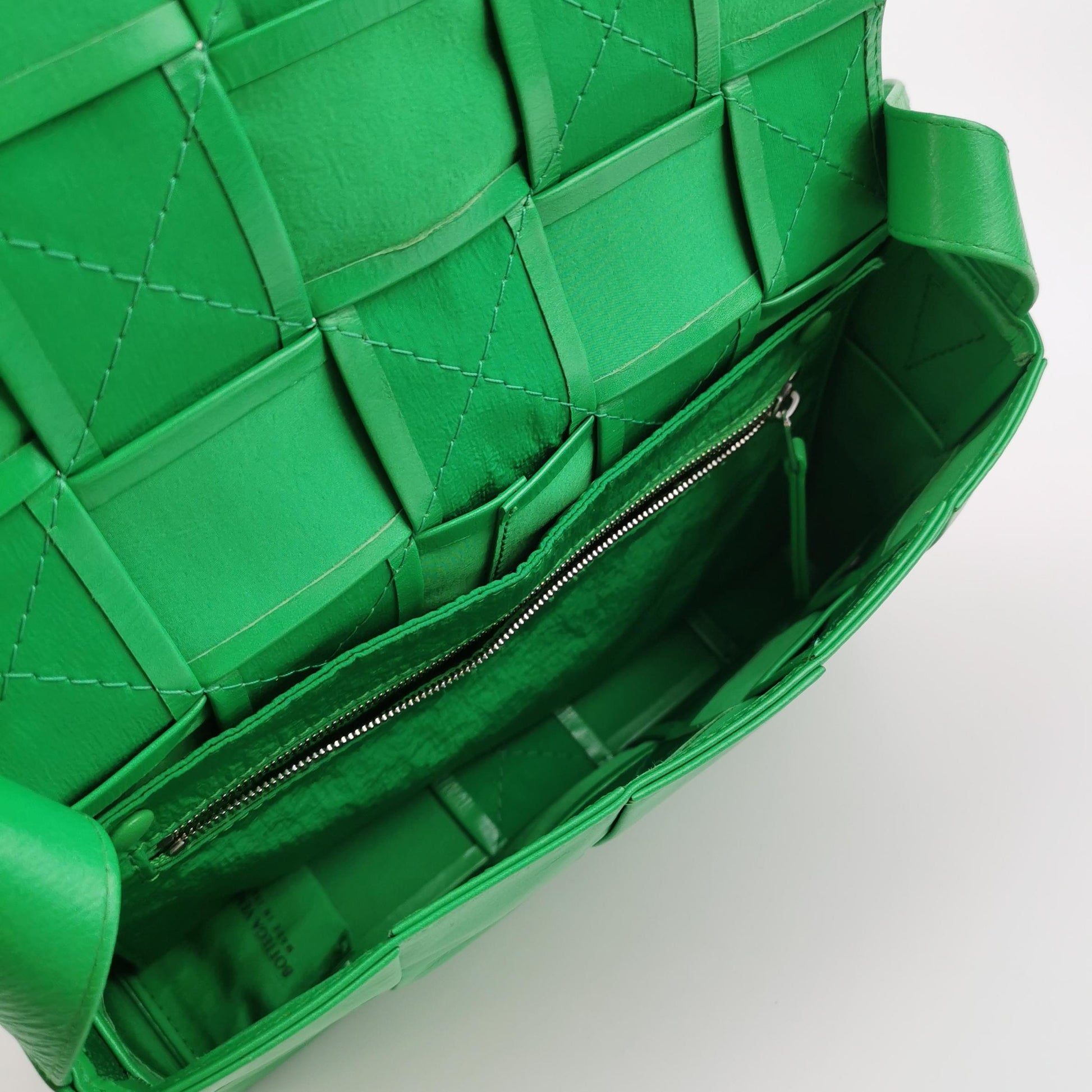 Bottega Veneta Intrecciato Cassette Crossbody Parakeet