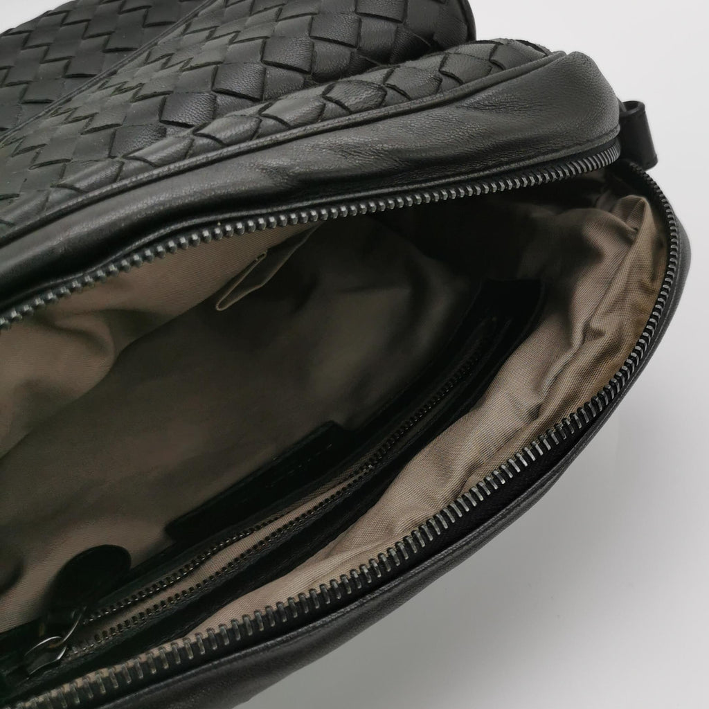 Bottega Veneta Nappa Intrecciato Messenger Bag Black