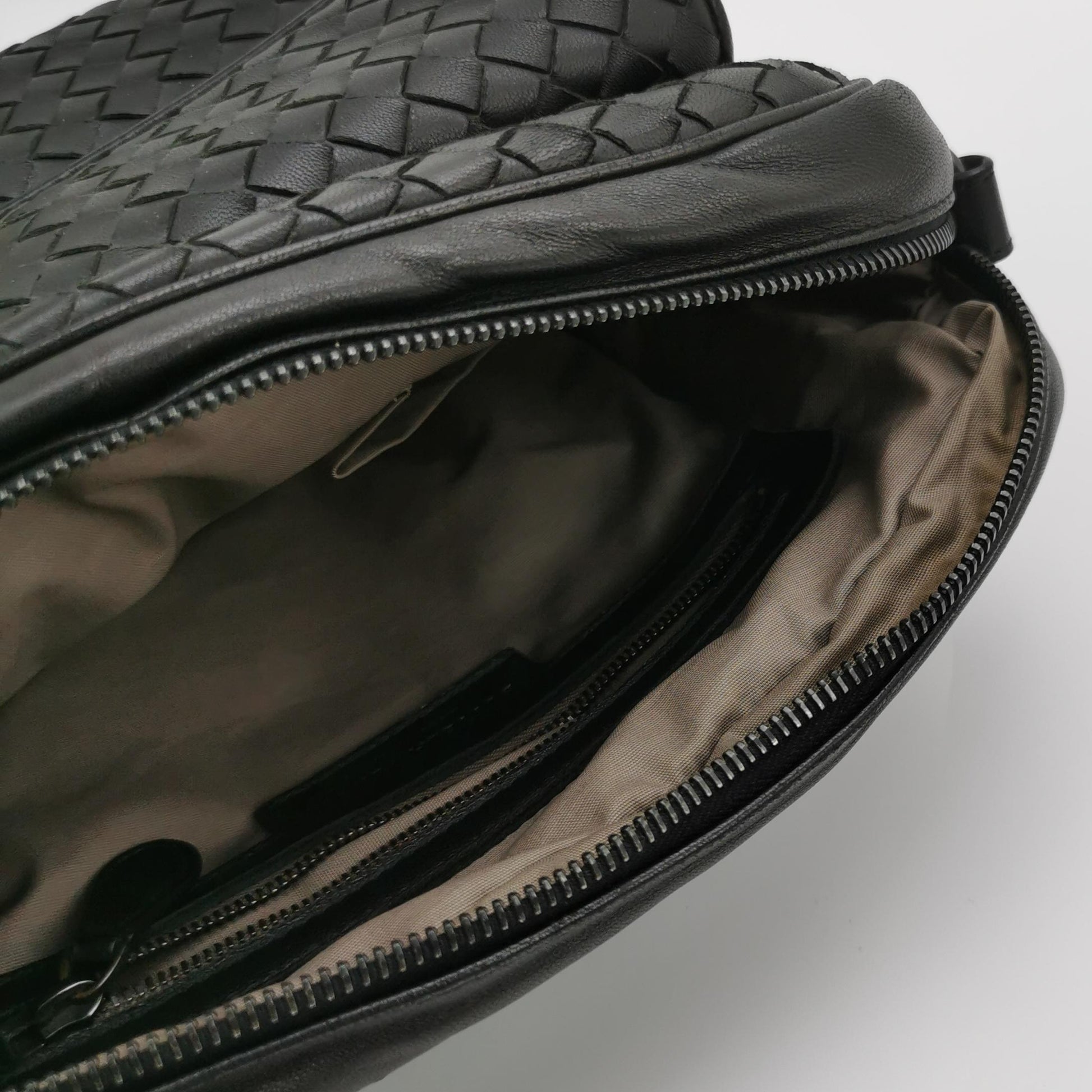 Bottega Veneta Nappa Intrecciato Messenger Bag Black