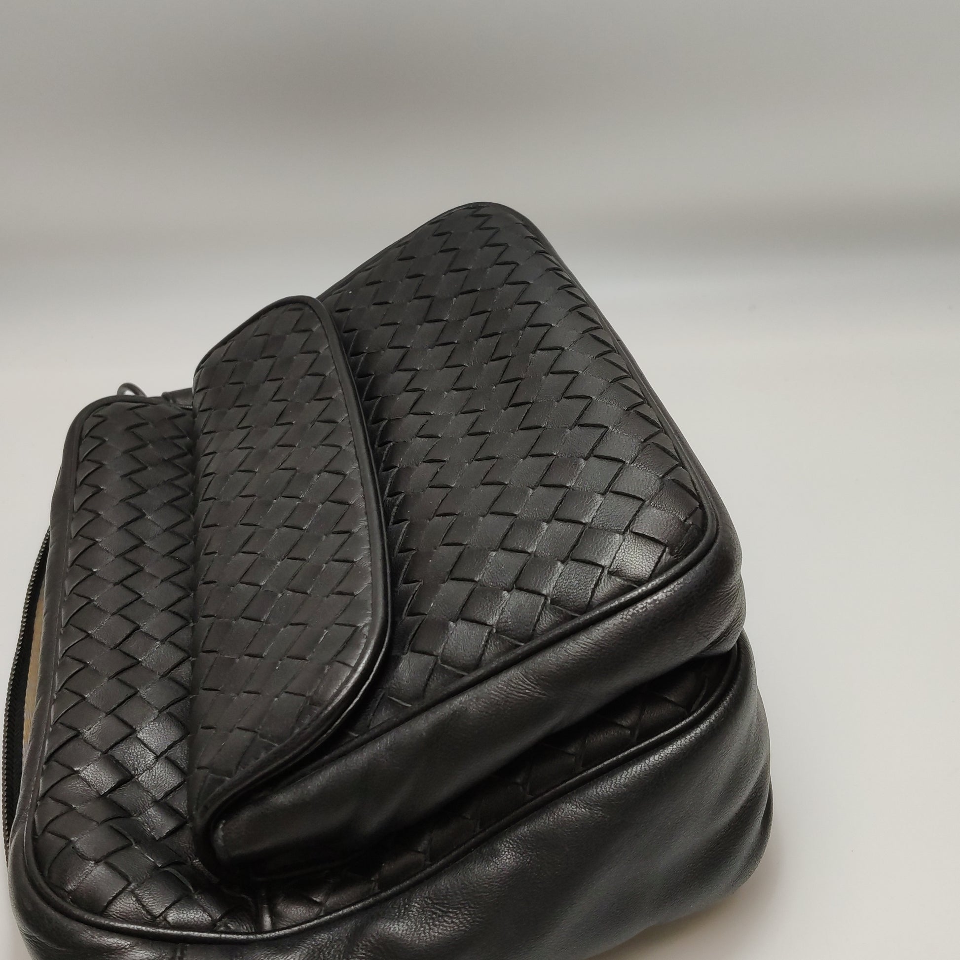 Bottega Veneta Nappa Intrecciato Messenger Bag Black