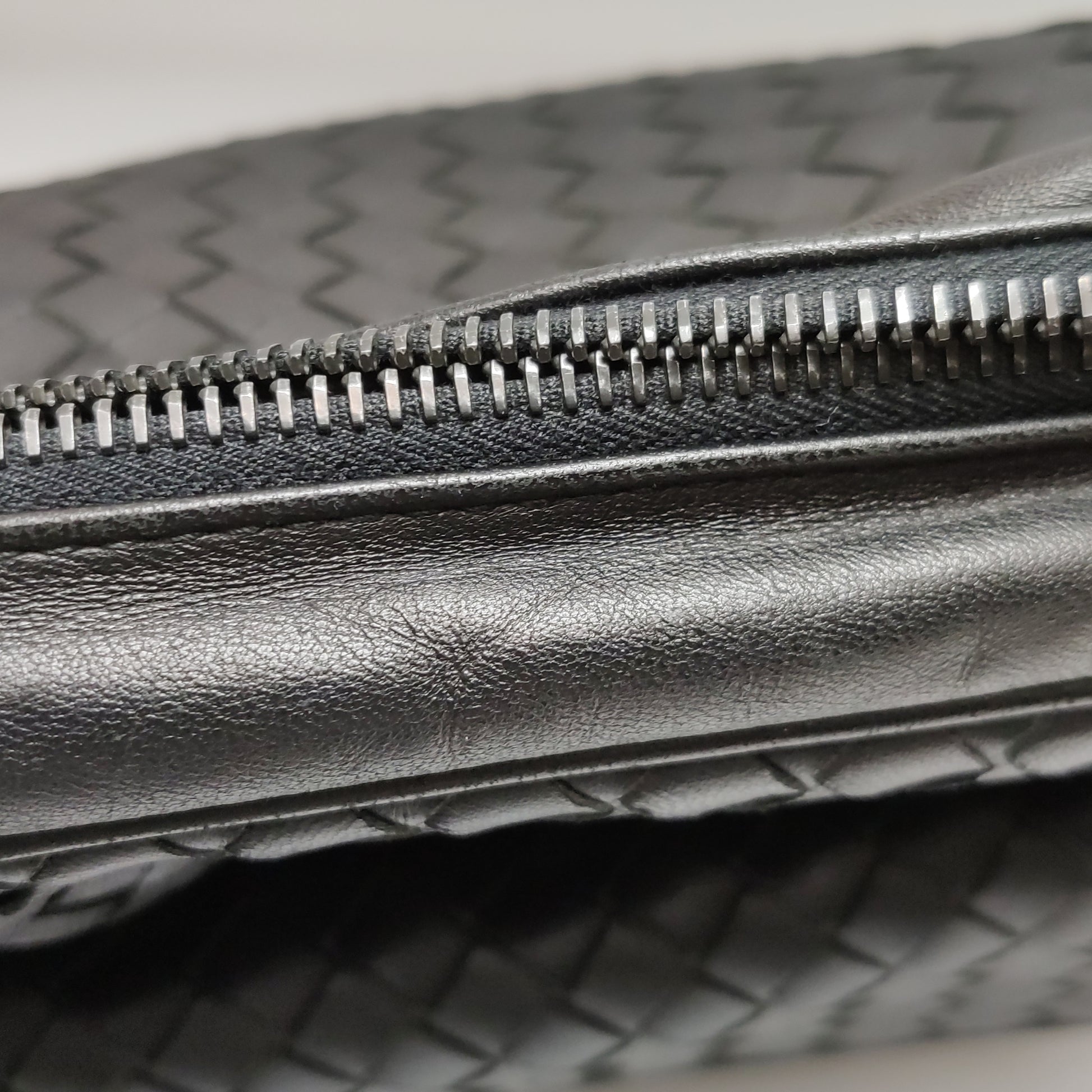 Bottega Veneta Nappa Intrecciato Messenger Bag Black
