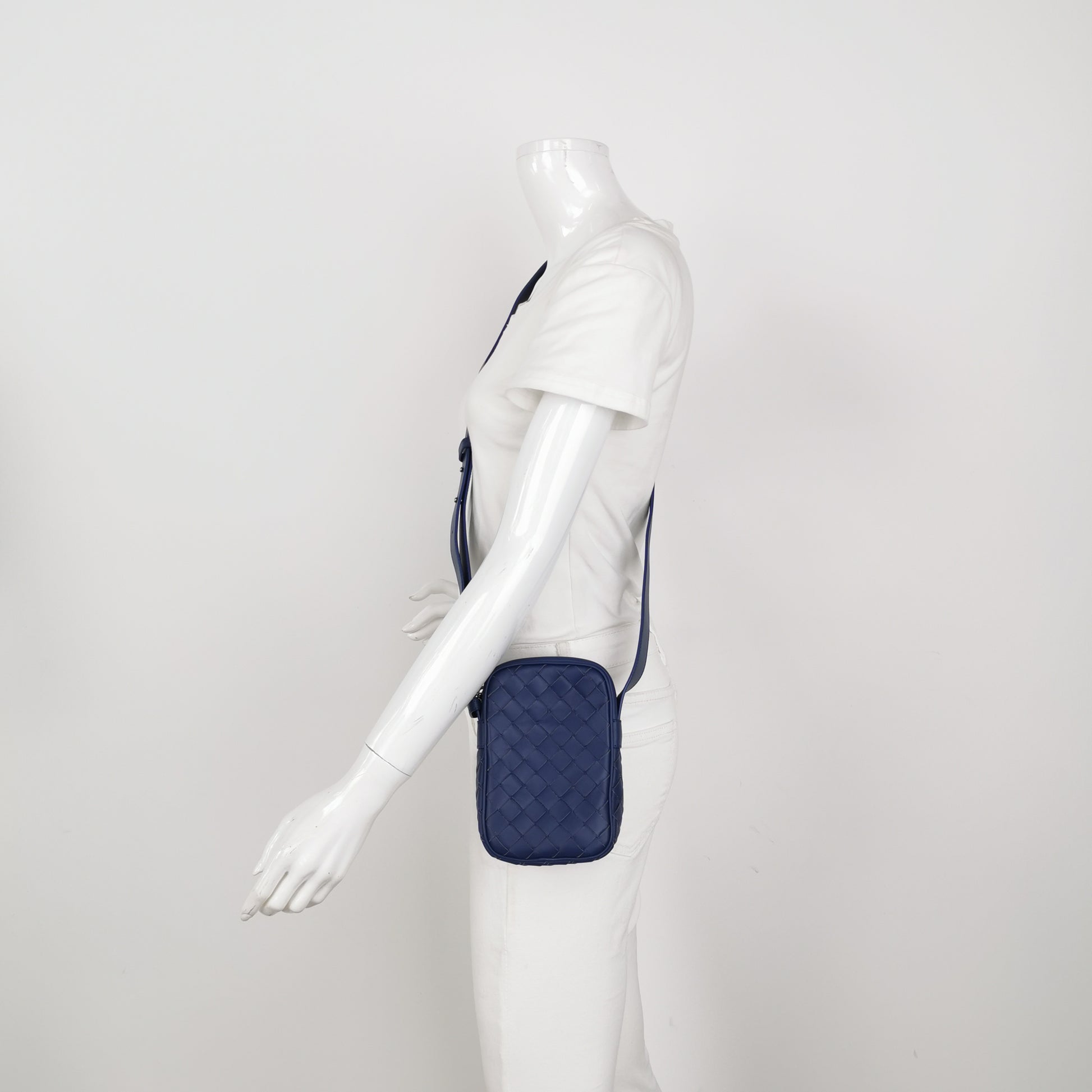 Bottega Veneta Intrecciato Phone Case Crossbody Bag Blue