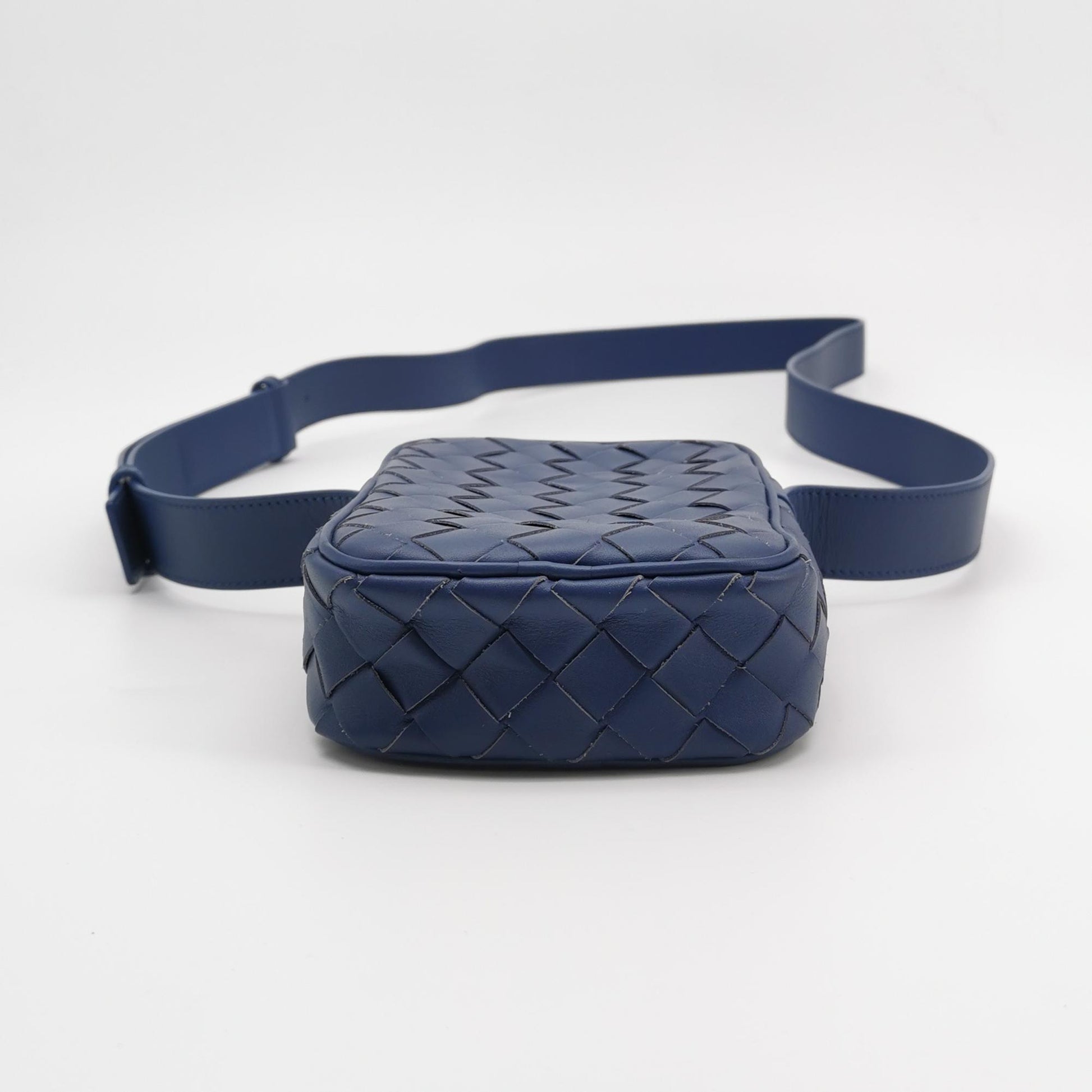 Bottega Veneta Intrecciato Phone Case Crossbody Bag Blue