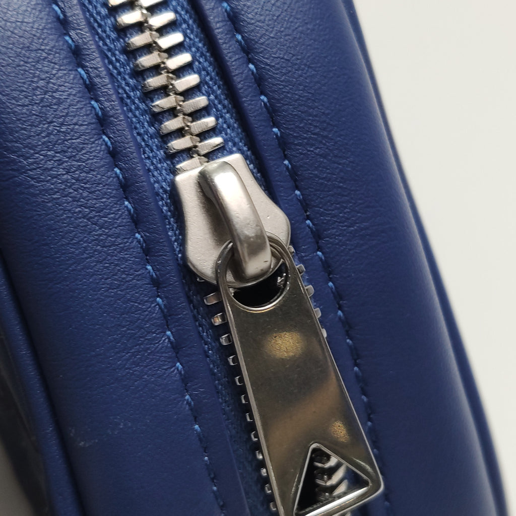 Bottega Veneta Intrecciato Phone Case Crossbody Bag Blue
