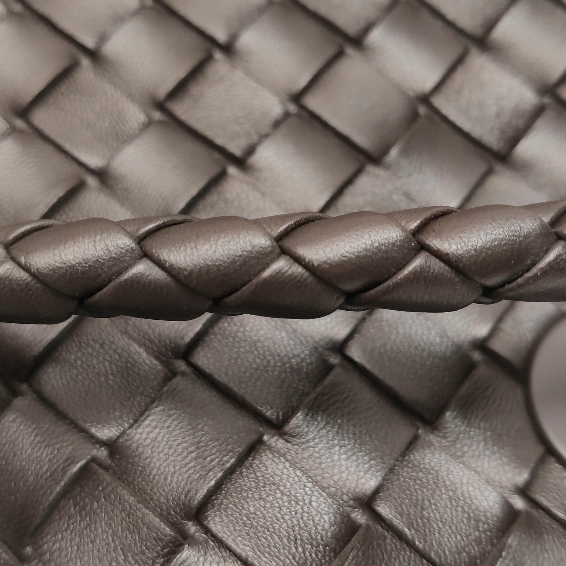 Bottega Andiamo Medium Fondant