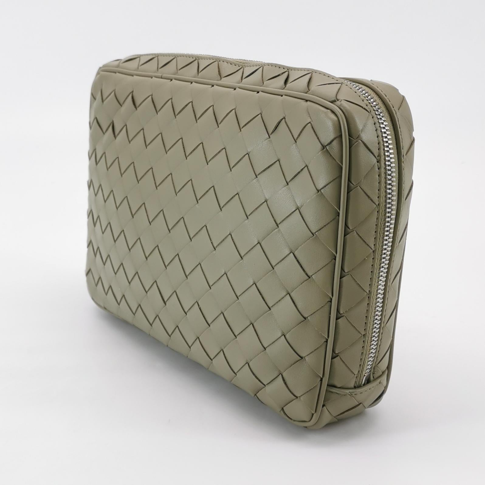 Bottega Veneta Intrecciato Zipped Pouch