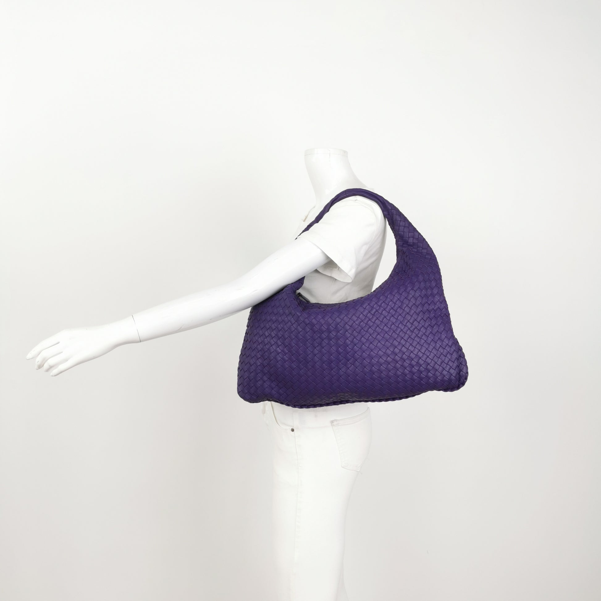 Bottega Veneta Intrecciato Hobo Shoulder Bag Purple