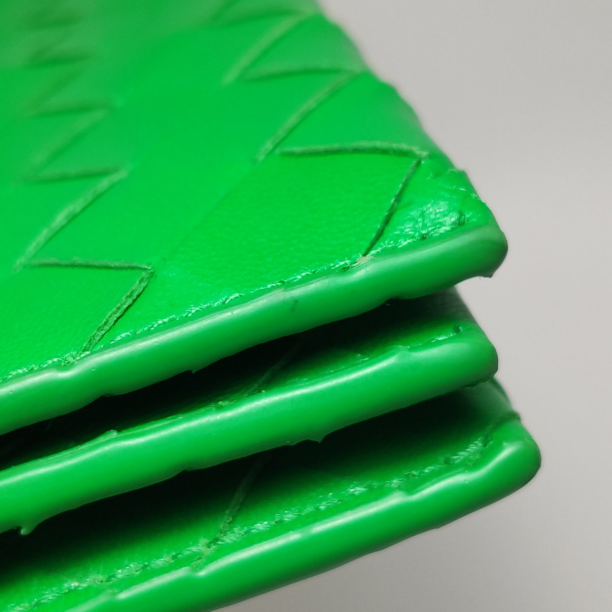Bottega Veneta Intrecciato Wallet on Strap Parakeet Green