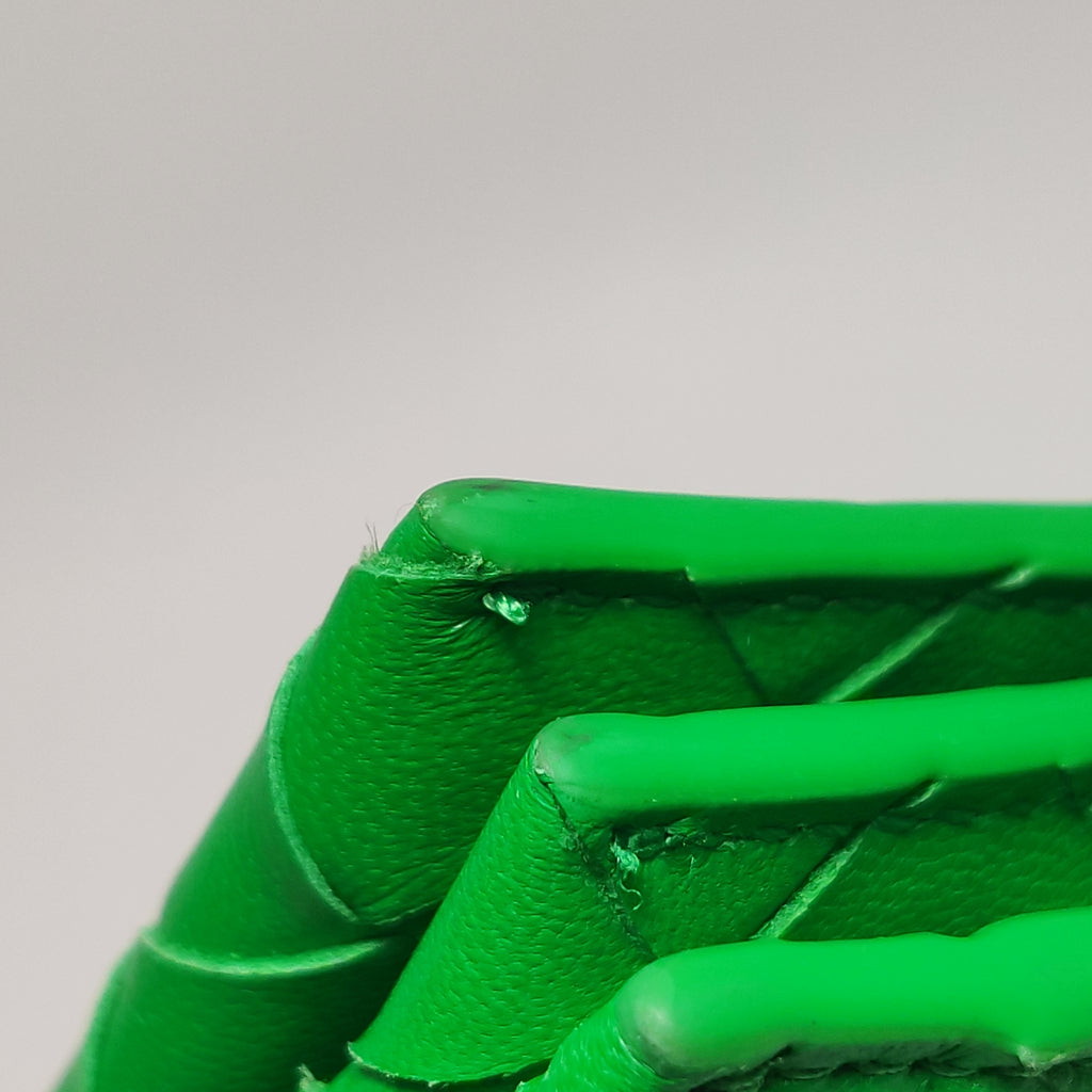 Bottega Veneta Intrecciato Wallet on Strap Parakeet Green
