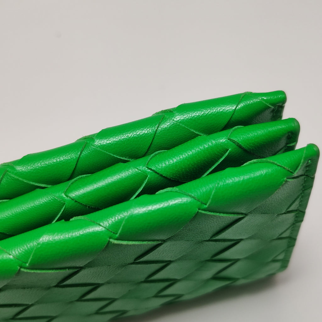 Bottega Veneta Intrecciato Wallet on Strap Parakeet Green