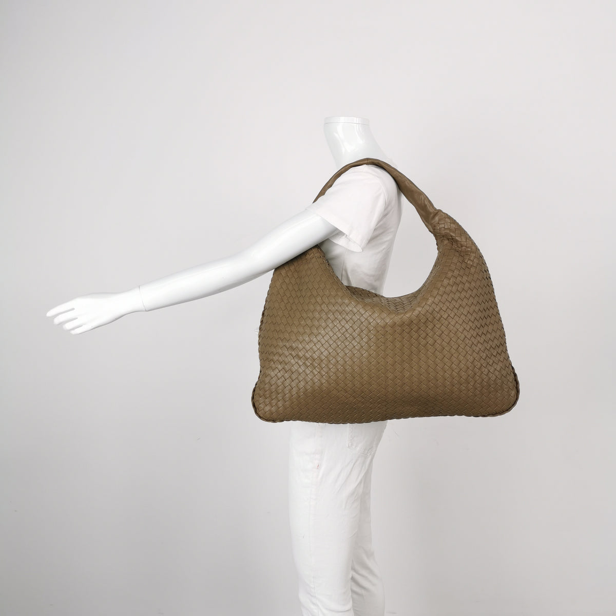 Bottega Veneta Intrecciato Hobo Beige 50cm