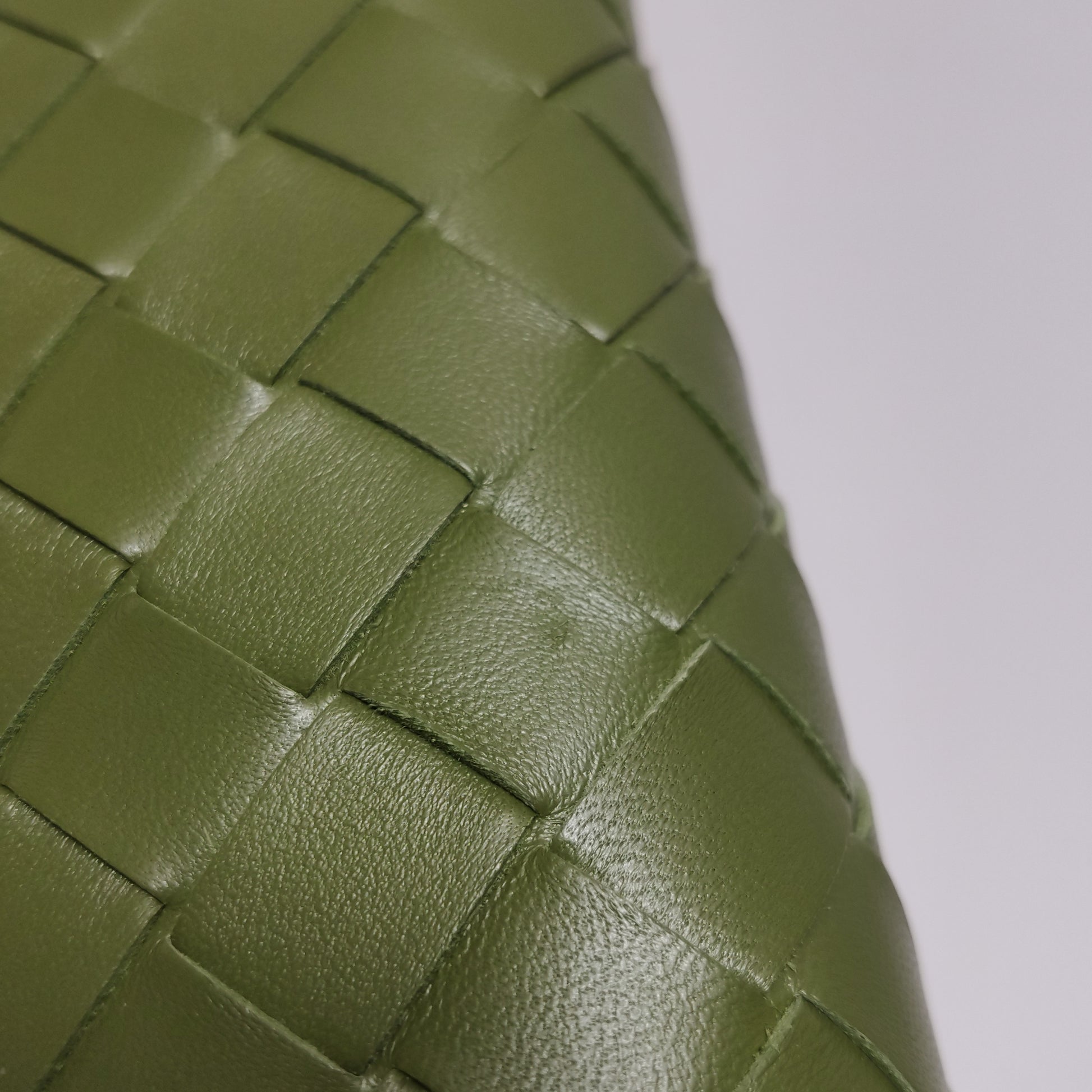 Bottega Veneta Long Andiamo Top Handle Clutch Matcha