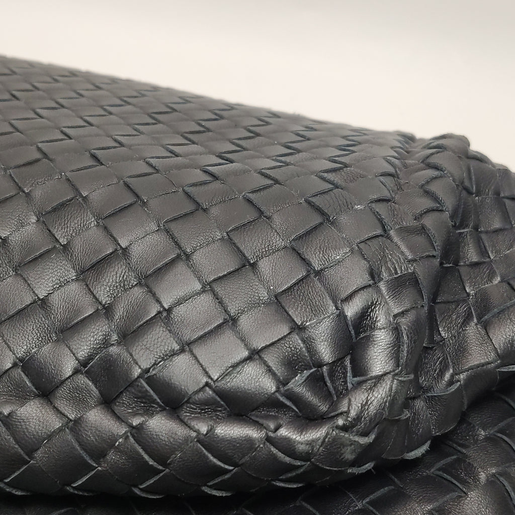 Bottega Veneta Intrecciato Cesta Tote Black