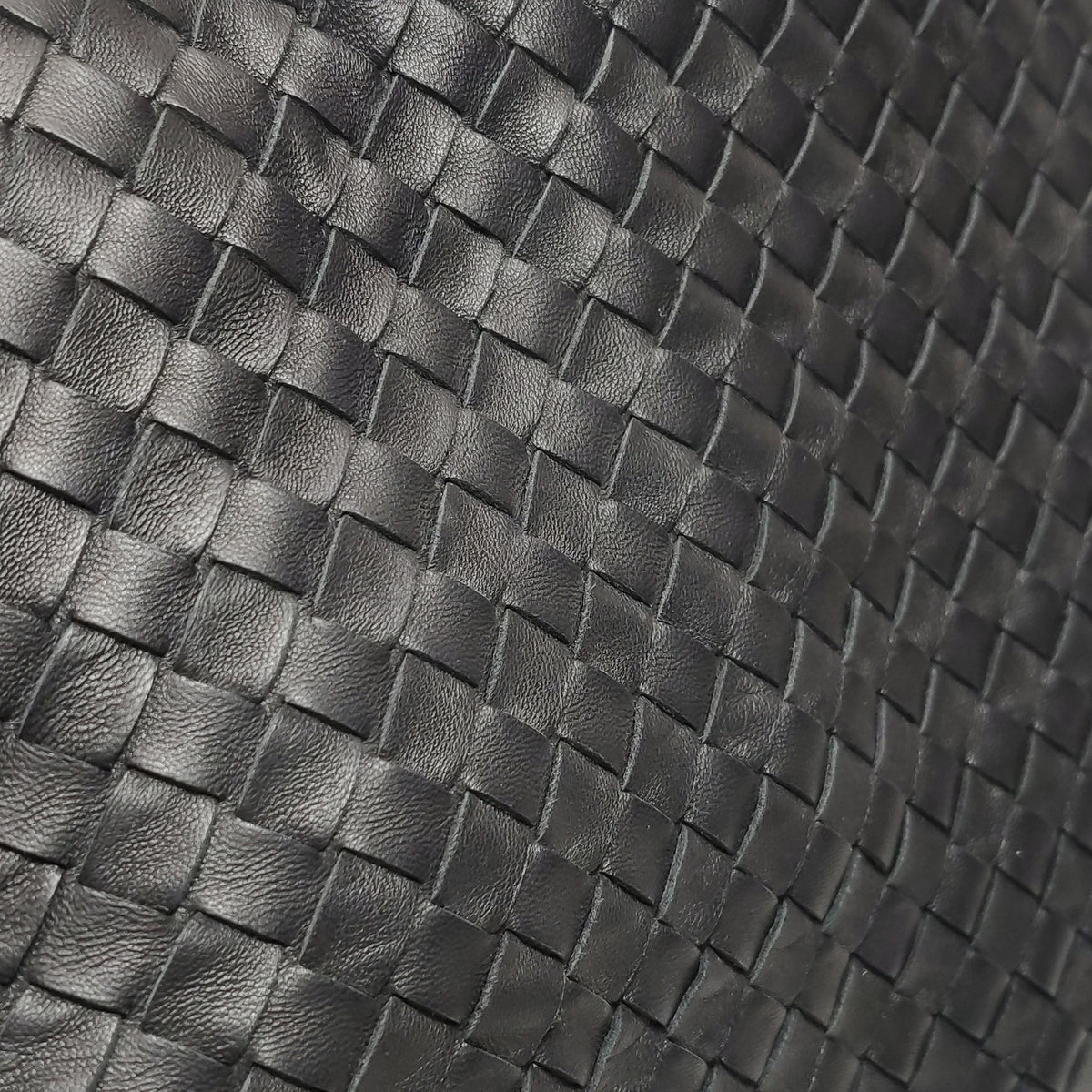 Bottega Veneta Intrecciato Cesta Tote Black