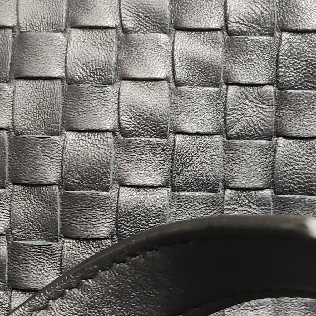 Bottega Veneta Intrecciato Cesta Tote Black