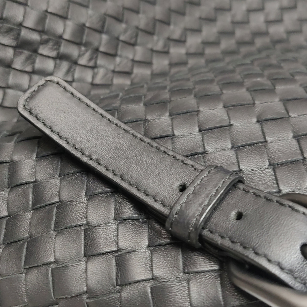 Bottega Veneta Intrecciato Cesta Tote Black