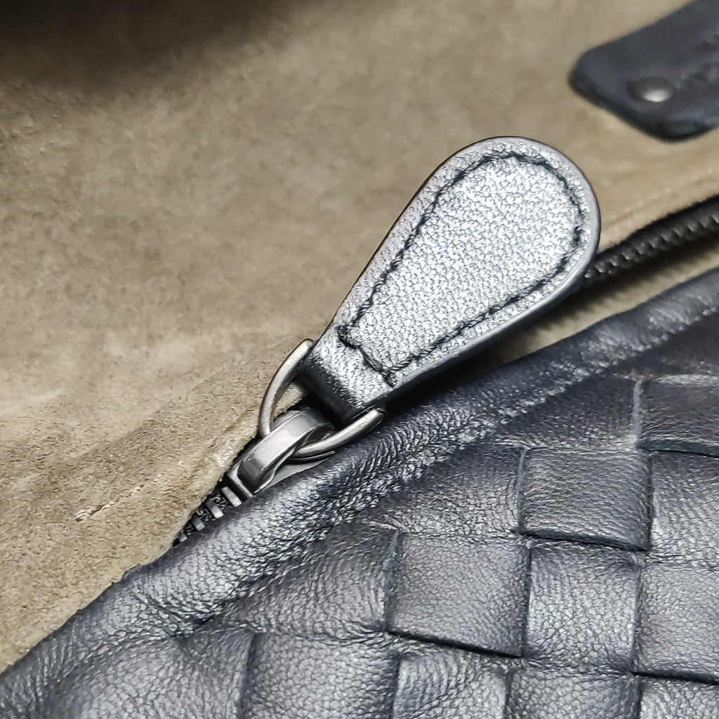 Bottega Veneta Intrecciato Cesta Tote Black
