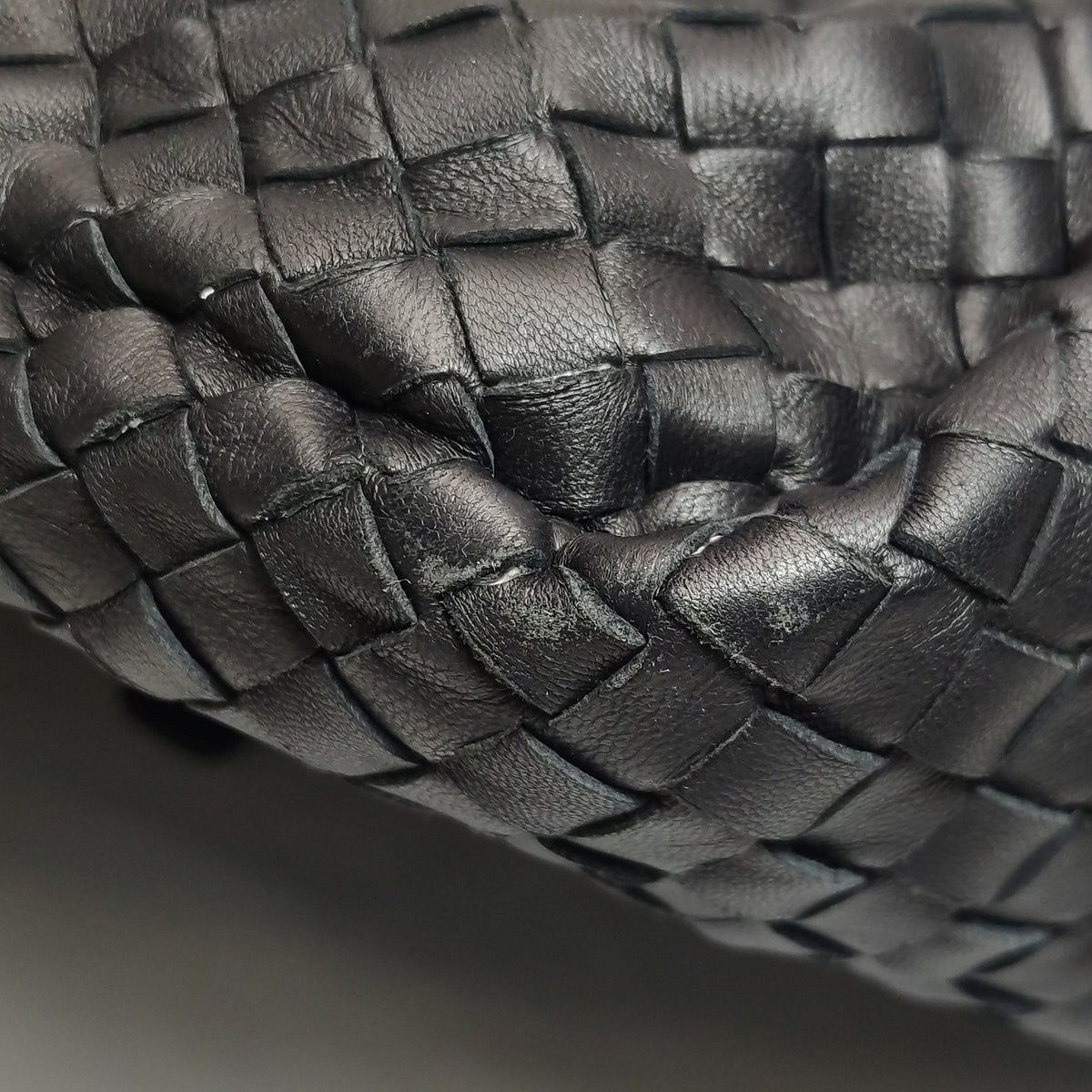 Bottega Veneta Intrecciato Cesta Tote Black