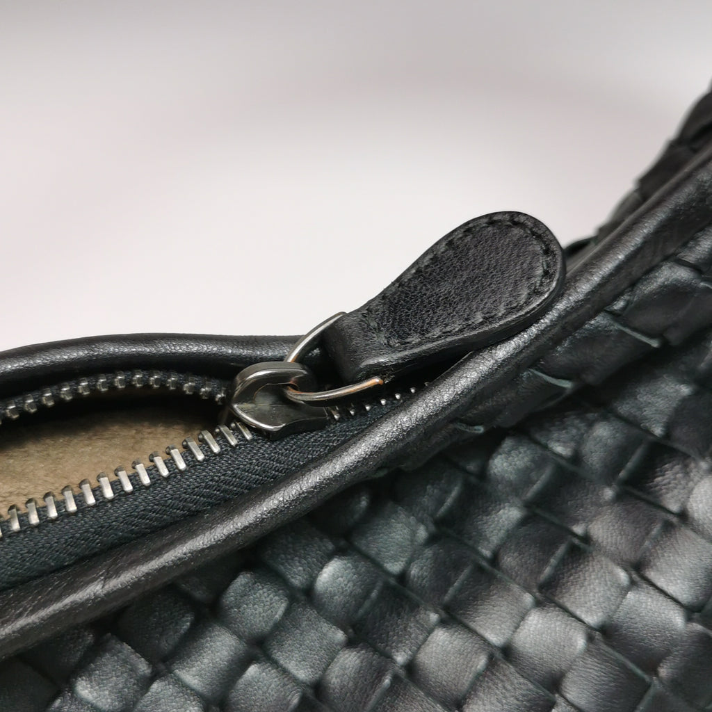 Bottega Veneta Intrecciato Hobo Medium Black