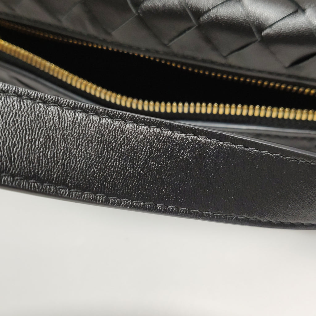 Bottega Veneta Wallace Black GHW