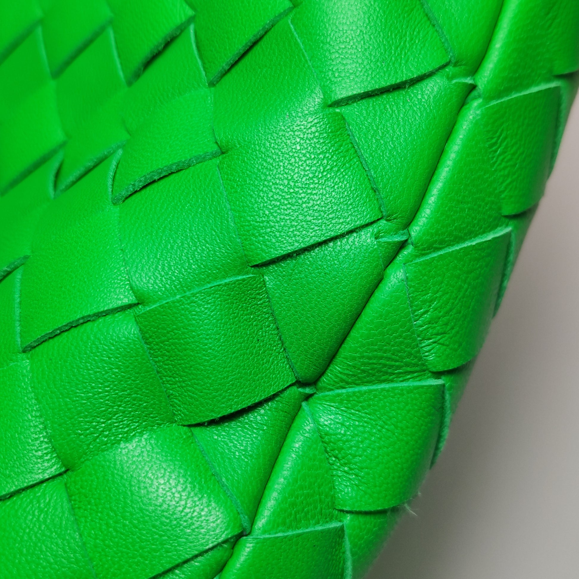 Bottega Veneta Jodie Small Parakeet GHW