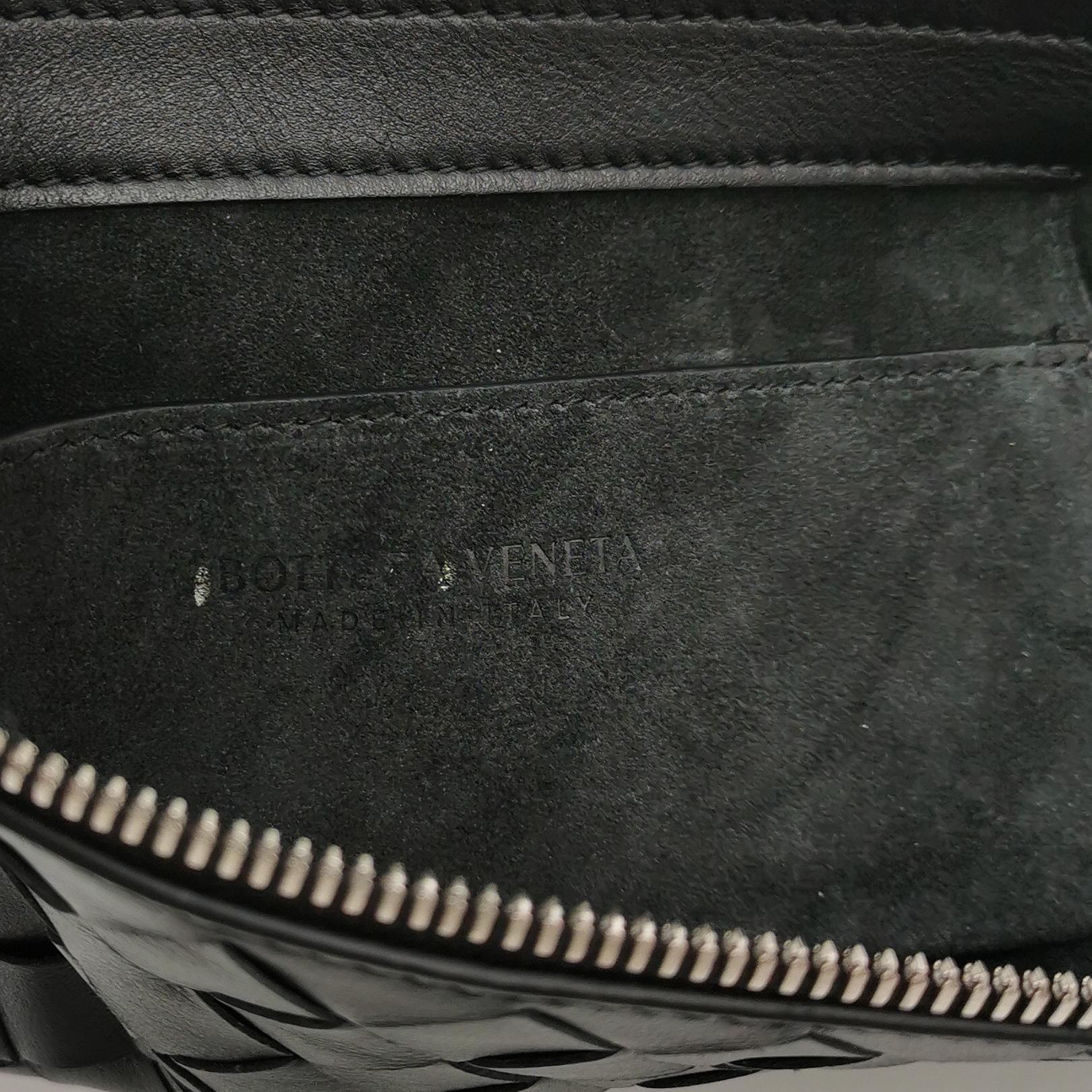 Bottega Veneta Virgule Intrecciato Crossbody Black