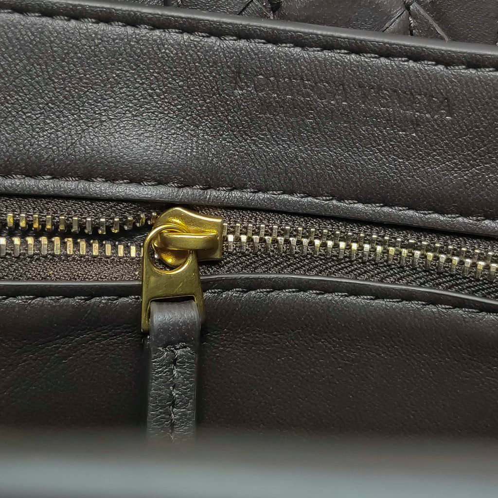 Bottega Veneta Andiamo Small Fondant