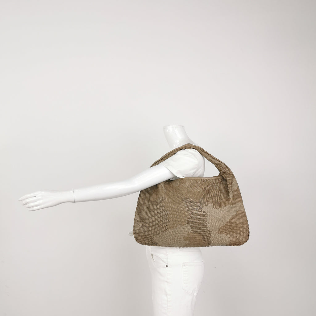 Bottega Veneta Safari Ricamato Intrecciato Hobo 45cm