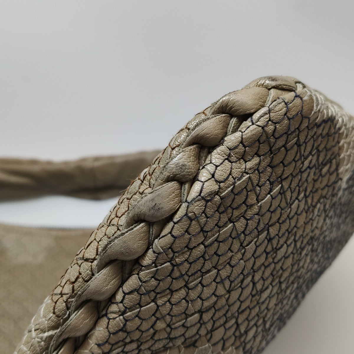 Bottega Veneta Safari Ricamato Intrecciato Hobo 45cm