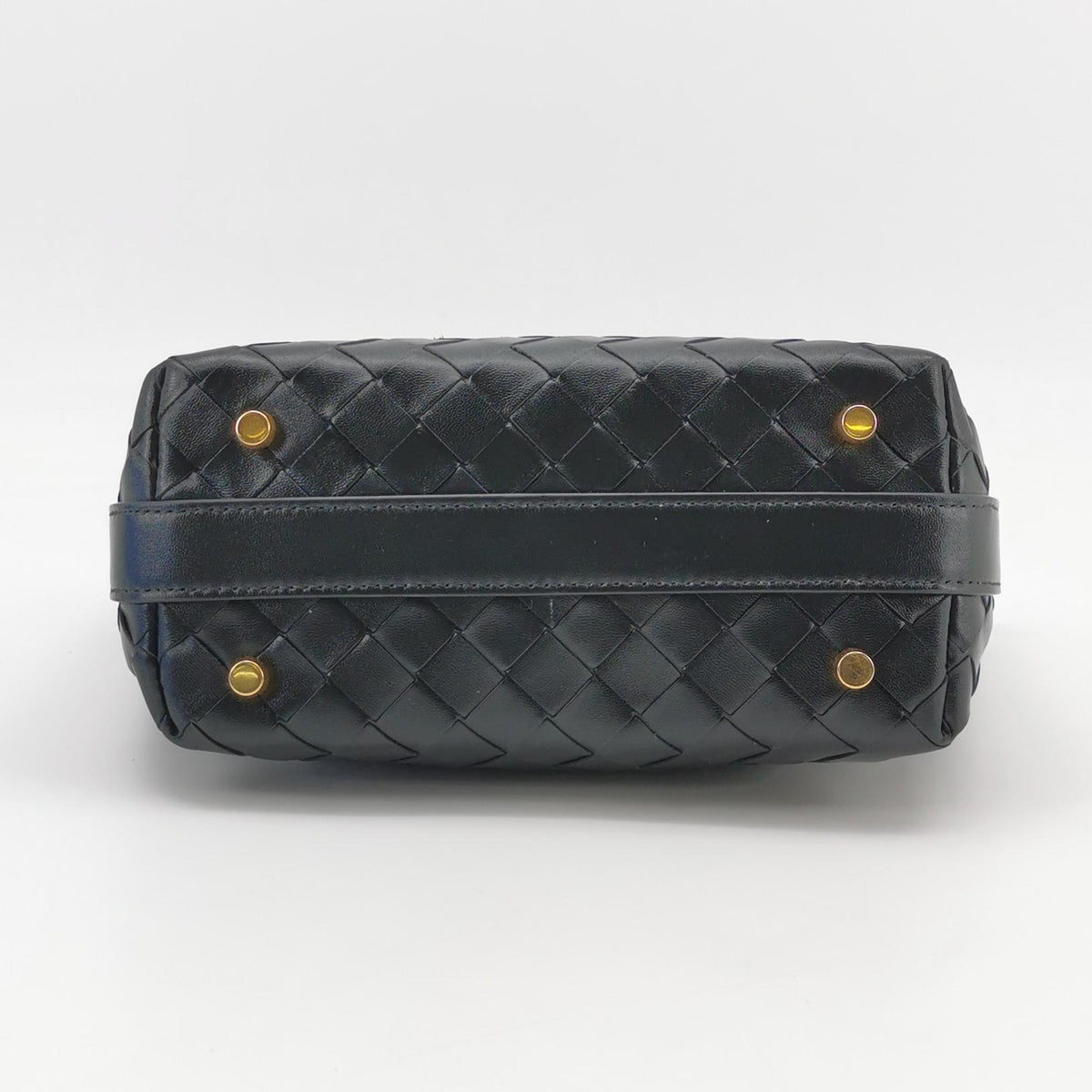 Bottega Intrecciato Wallace Top Handle Black
