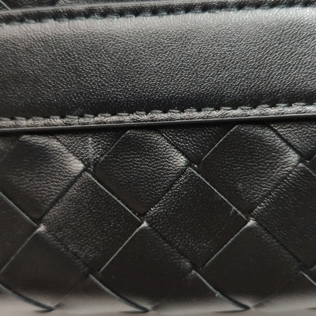 Bottega Intrecciato Wallace Top Handle Black