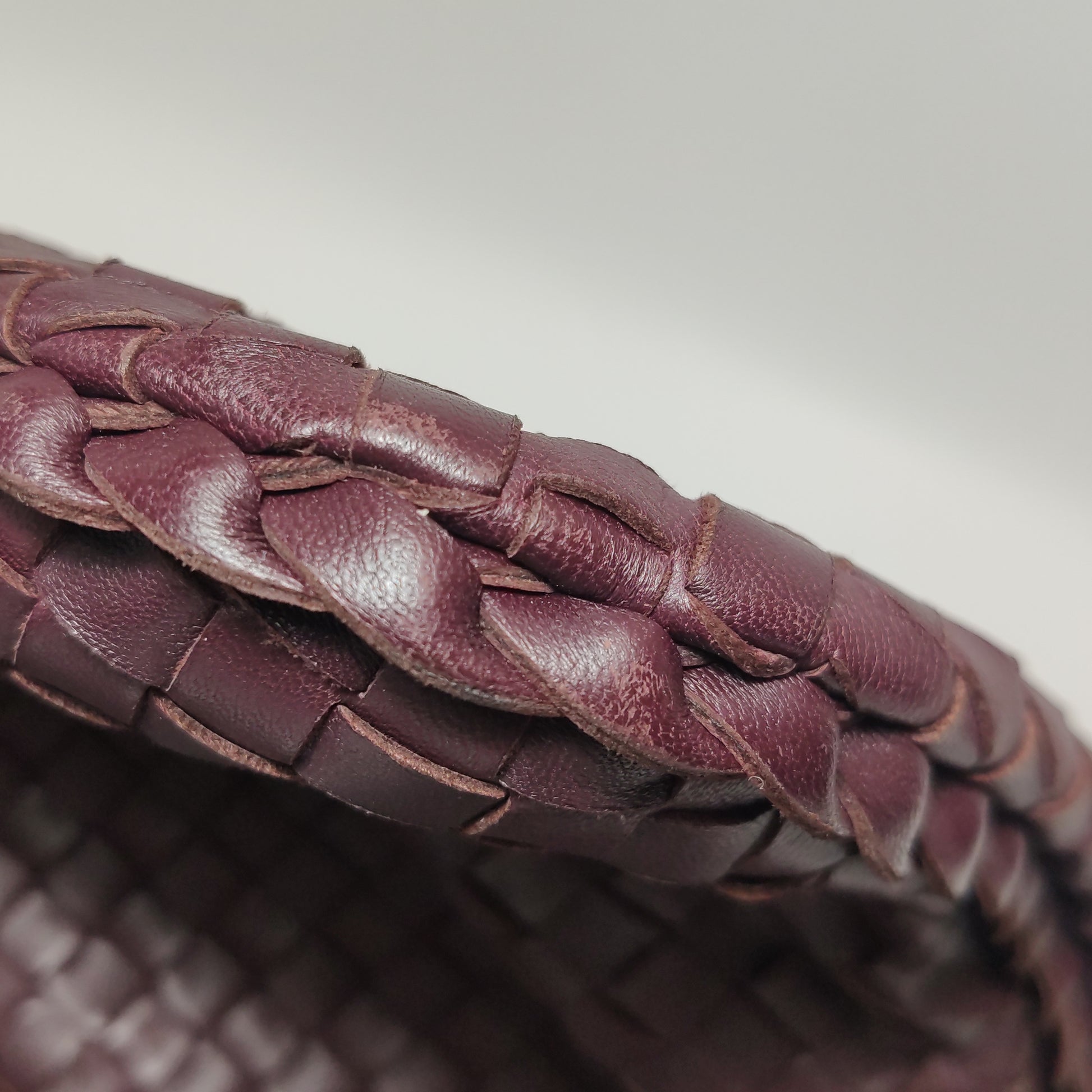 Bottega Veneta Intrecciato Hobo Medium Burgundy