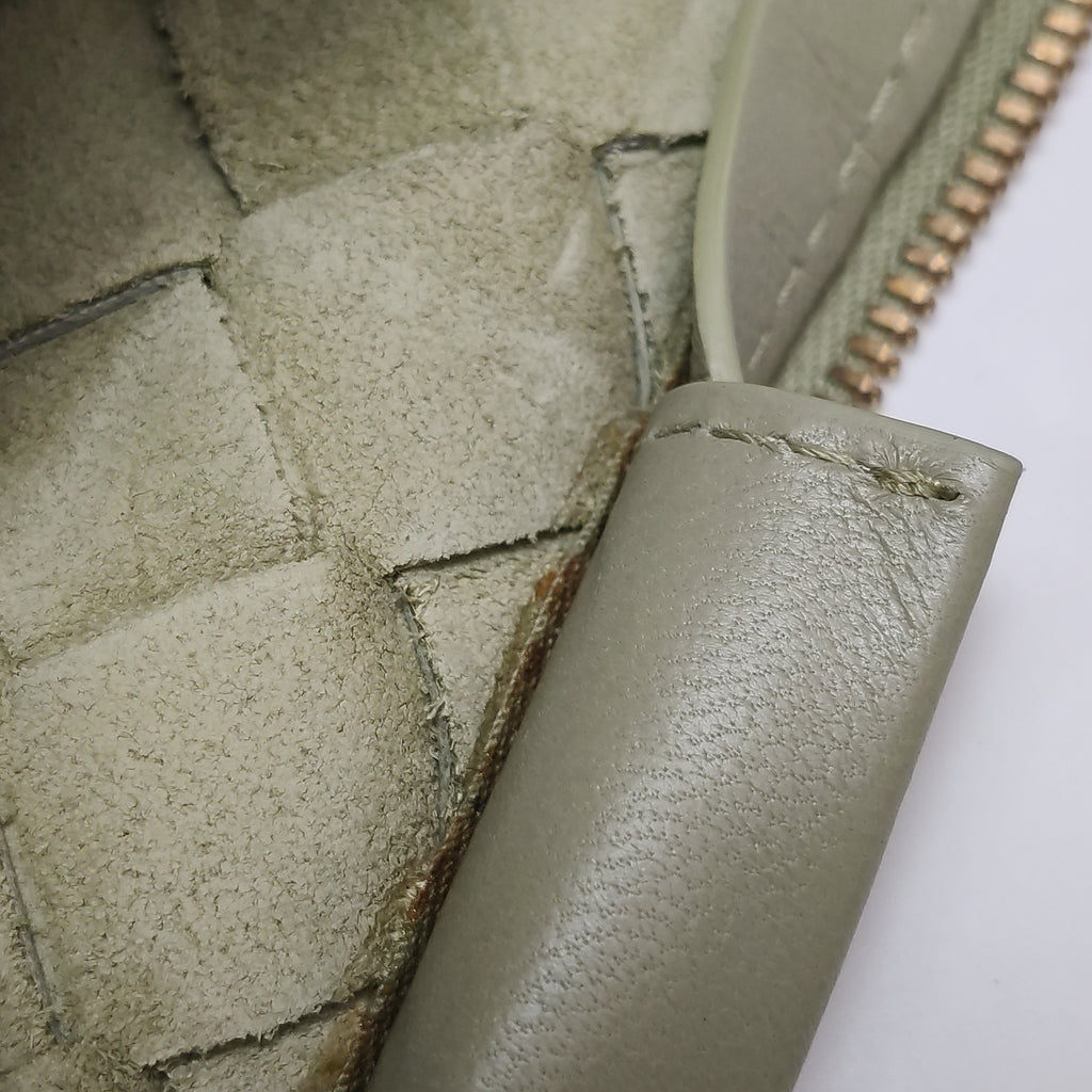 Bottega Veneta Intrecciato Turn Medium Travertine
