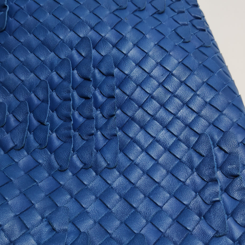 Bottega Veneta Intrecciato Ruffle Hobo Large Blue