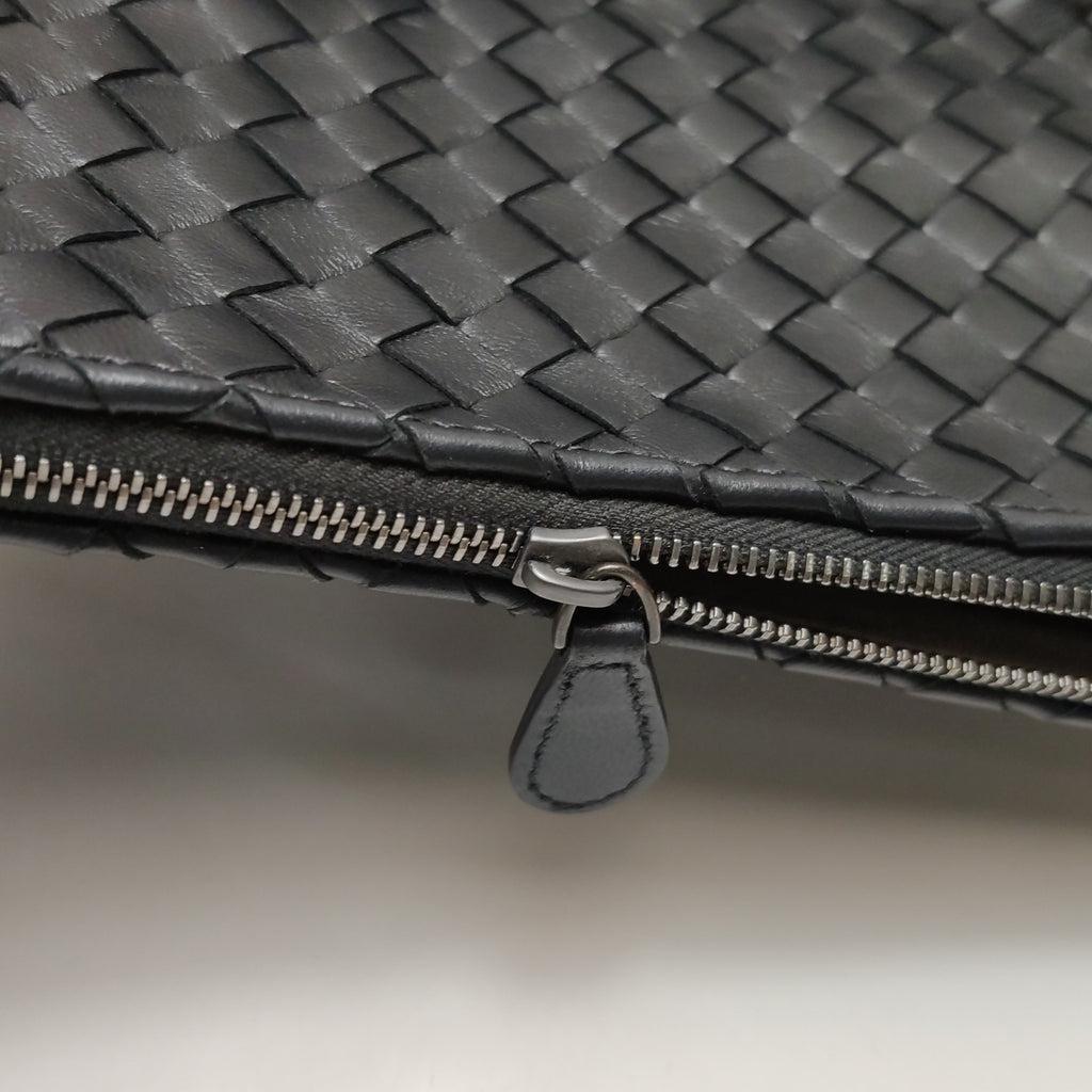 Bottega Veneta Intrecciato Shoulder Bag Black