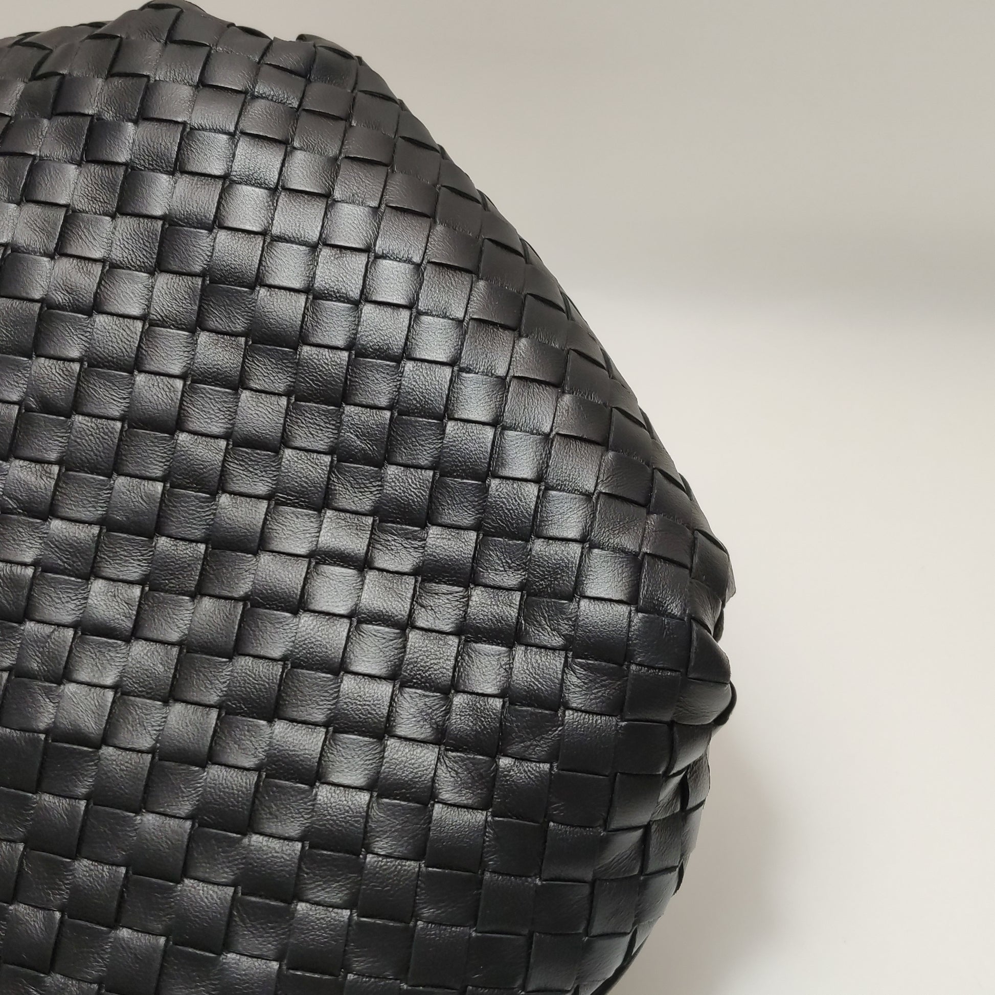 Bottega Veneta Intrecciato Shoulder Bag Black