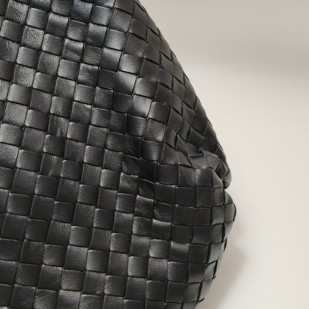 Bottega Veneta Intrecciato Shoulder Bag Black