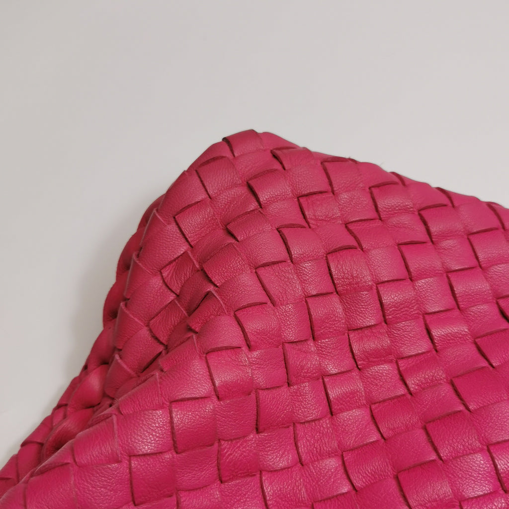 Bottega Veneta Intrecciato Hobo Fuchsia 45cm
