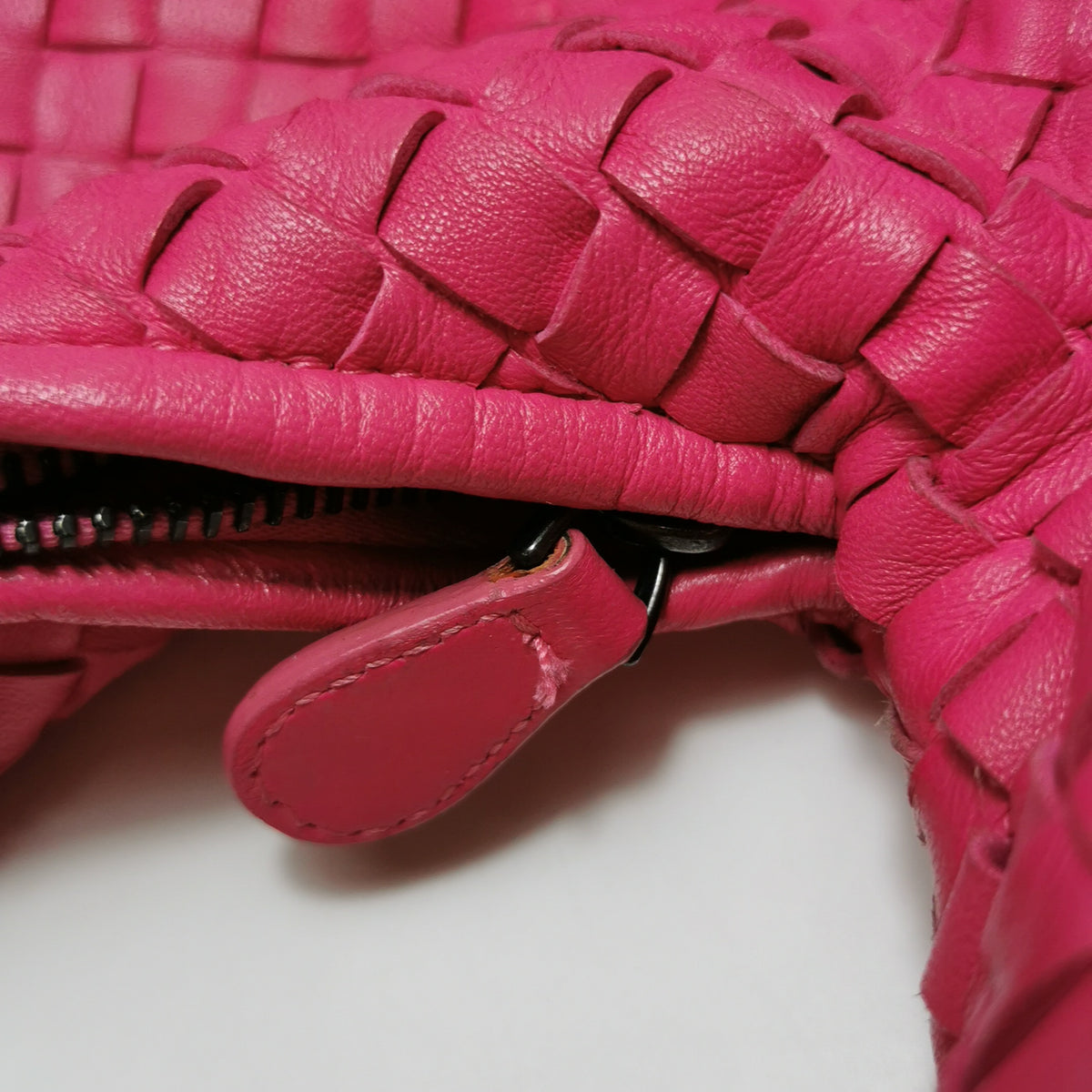Bottega Veneta Intrecciato Hobo Fuchsia 45cm
