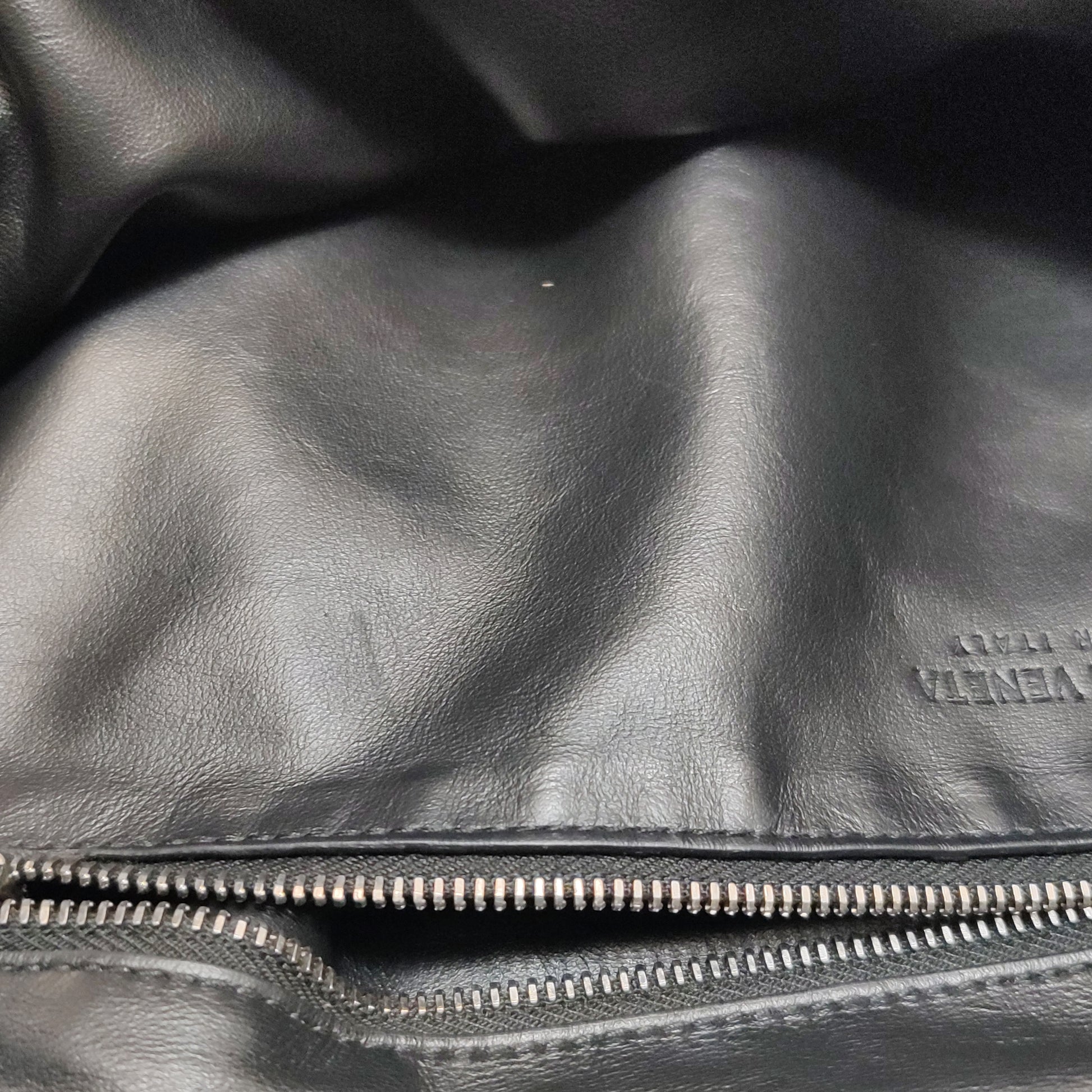 Bottega Veneta Jodie Medium with Certificate of Craft