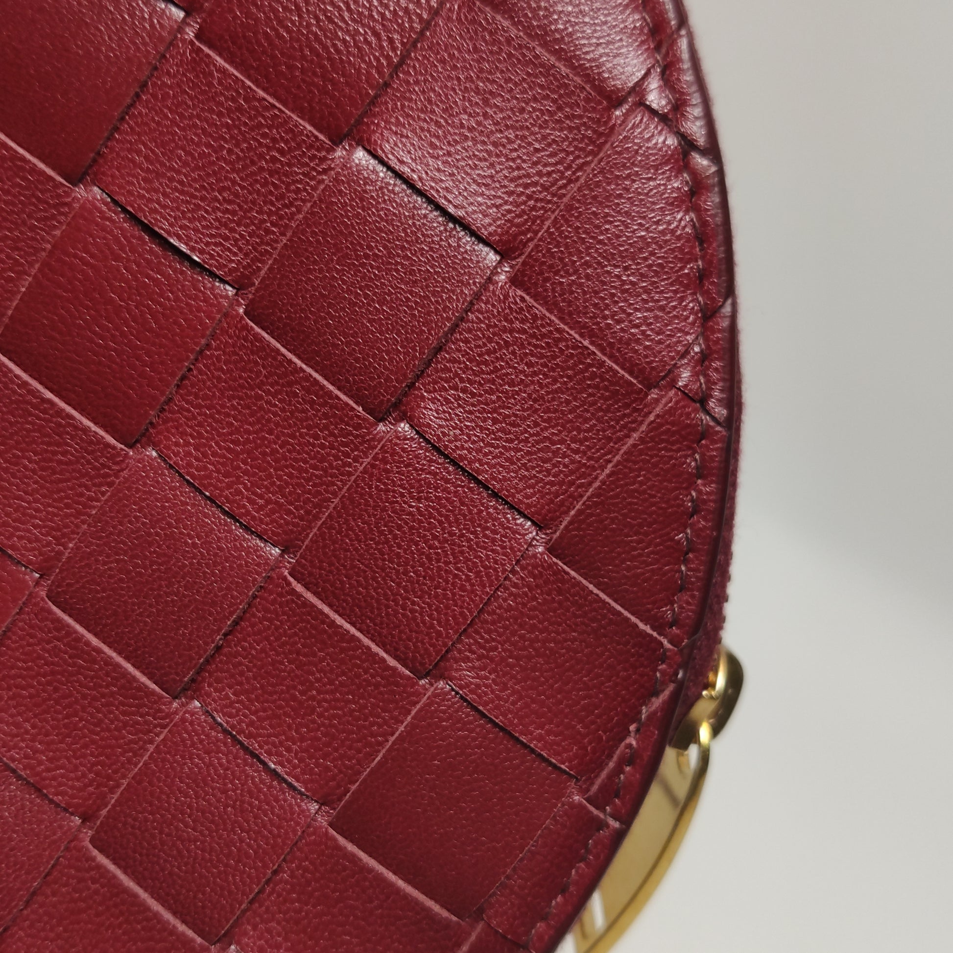 Bottega Veneta Intrecciato Round Flat Crossbody Red