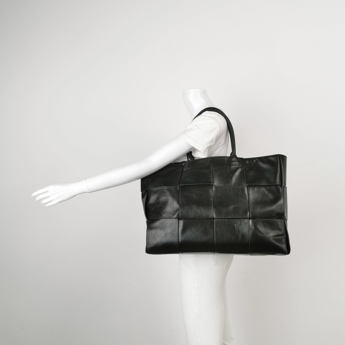 Bottega Veneta Arco Tote Maxi Intrecciato Large Dark Green