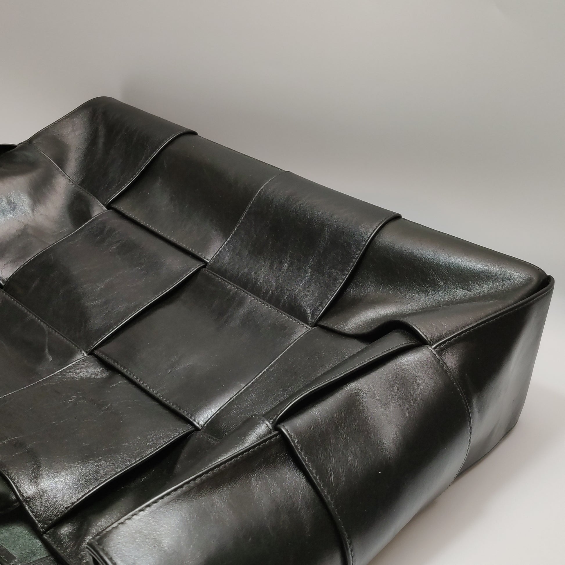 Bottega Veneta Arco Tote Maxi Intrecciato Large Dark Green