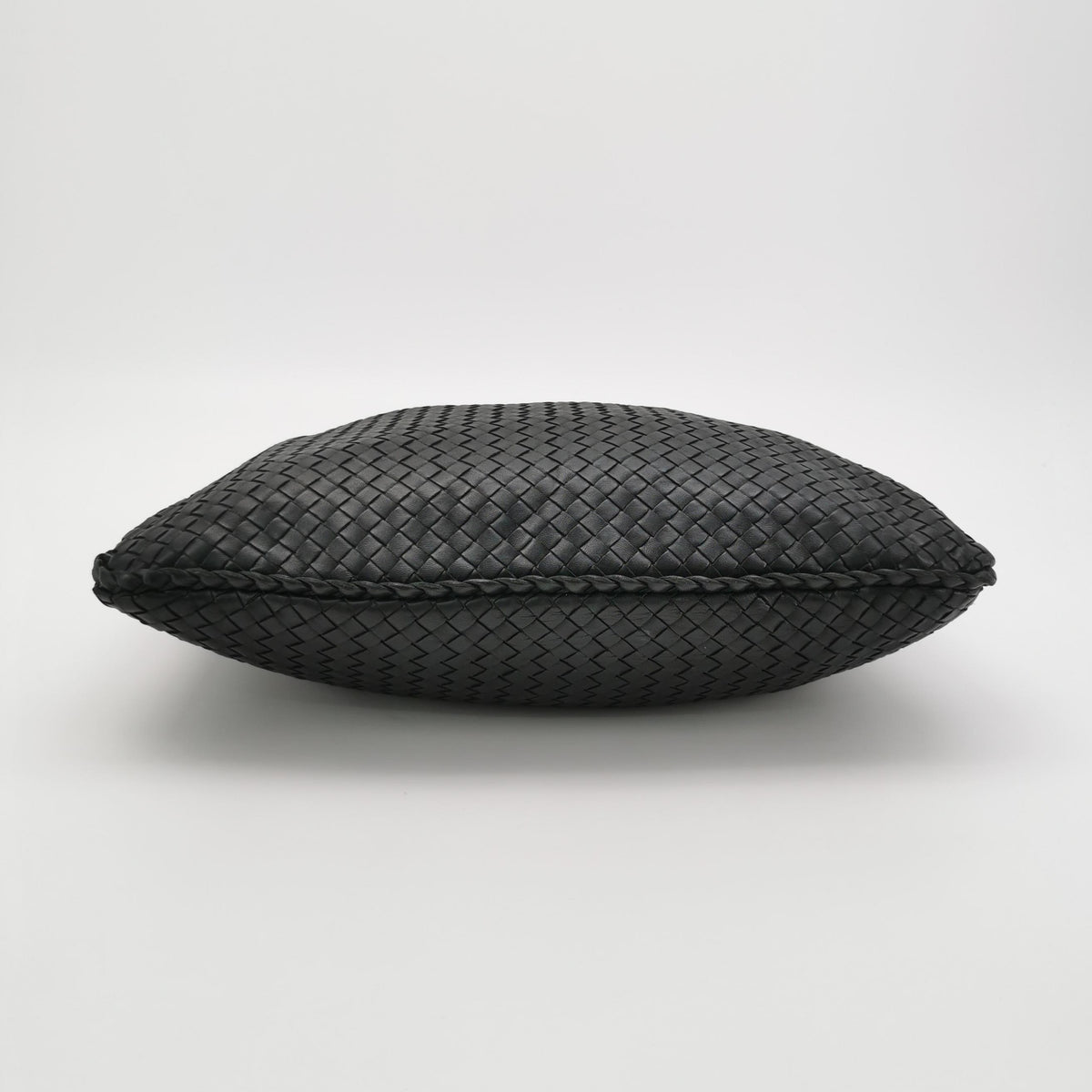 Bottega Veneta Intrecciato Hobo Medium Black