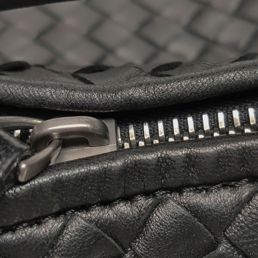 Bottega Veneta Intrecciato Hobo Medium Black