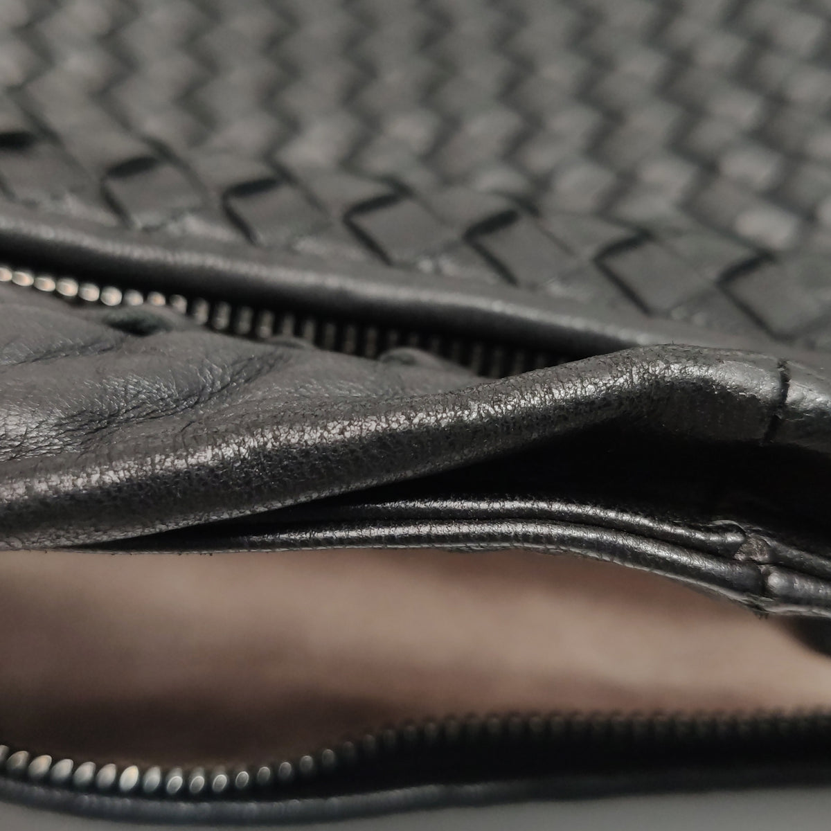 Bottega Veneta Intrecciato Hobo Medium Black