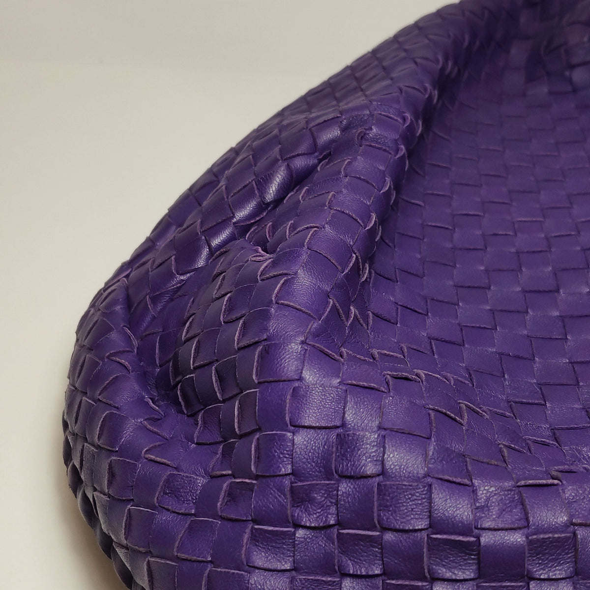 Bottega Veneta Intrecciato Belly Hobo Small Purple