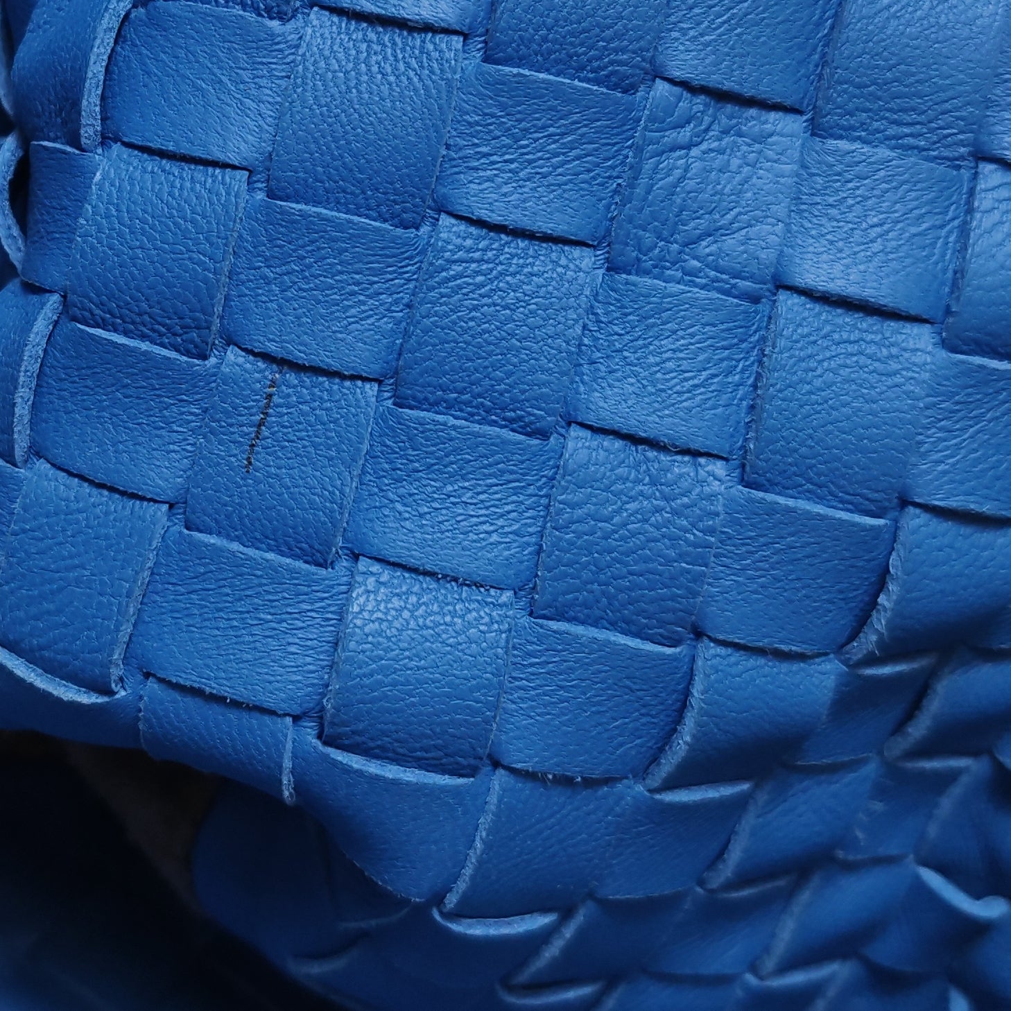 Bottega Veneta Cesta Tote Blue